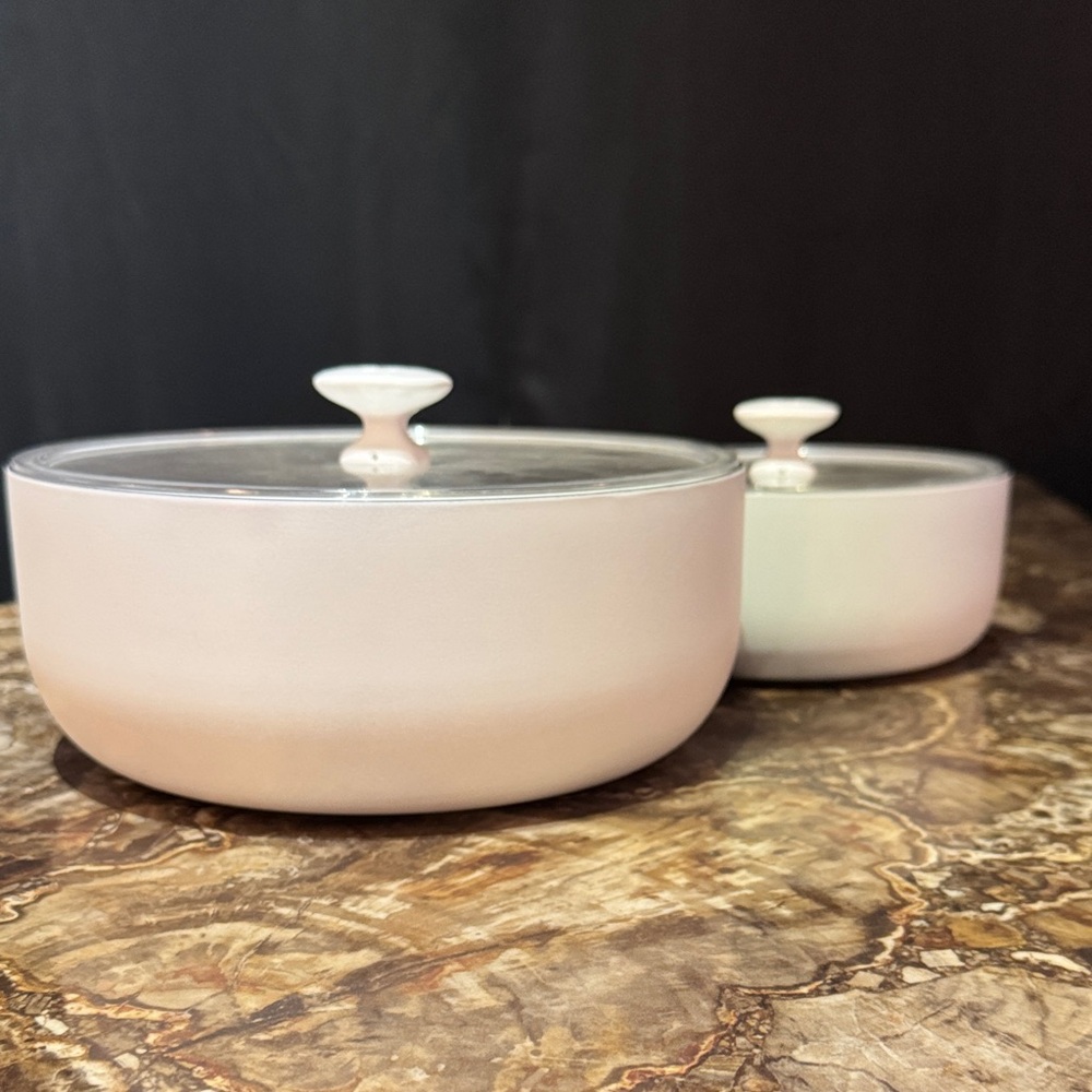 Pampered Chef White hot/cold storage with lids - Picture 3 of 5